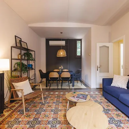 Bravissimo Llebre 3, With 3 Bedrooms * 지로나